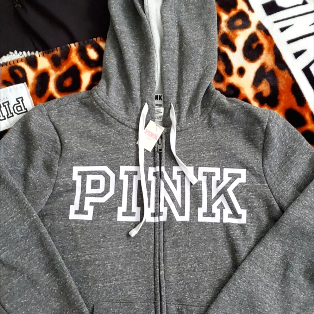 NWT VS PINK zip up !